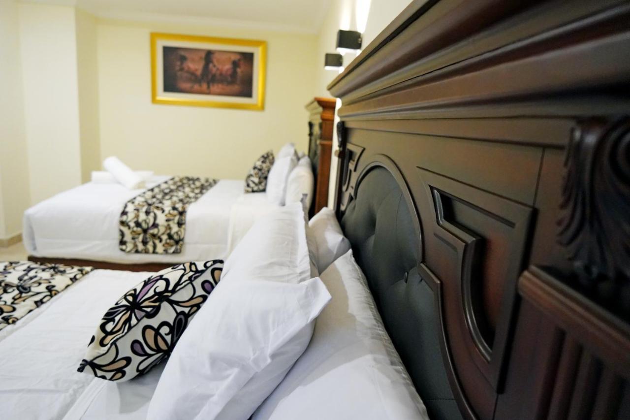 Real De La Pena Hotel 2 เอเซเกียล มอนเตส ภายนอก รูปภาพ