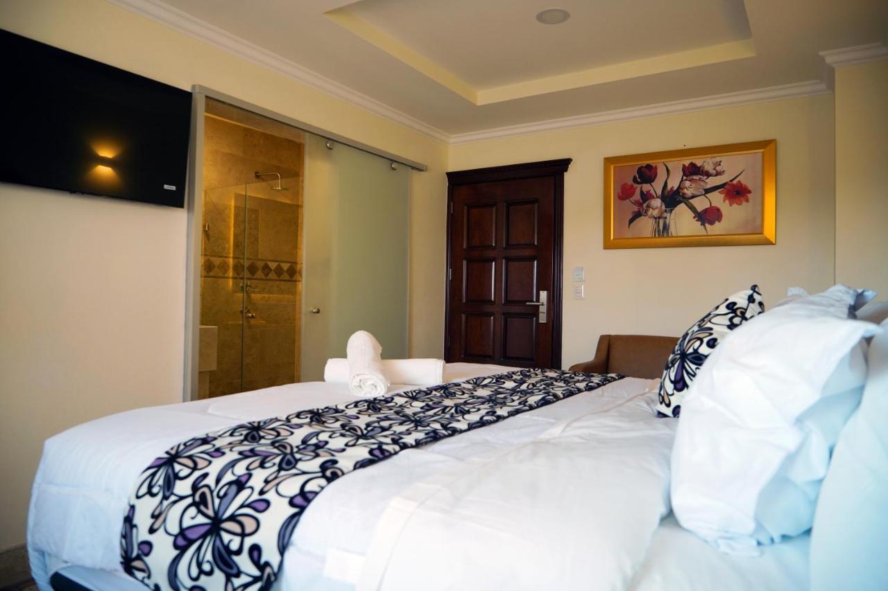 Real De La Pena Hotel 2 เอเซเกียล มอนเตส ภายนอก รูปภาพ